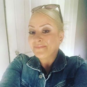 Meet your Posher, Anita